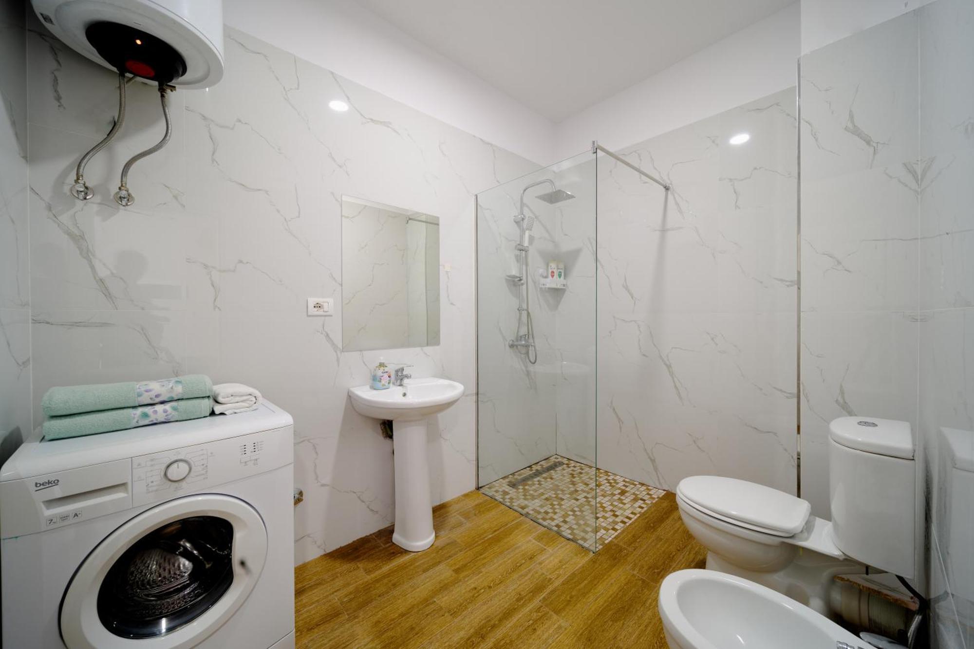 Apartamente Tiranë Rom bilde