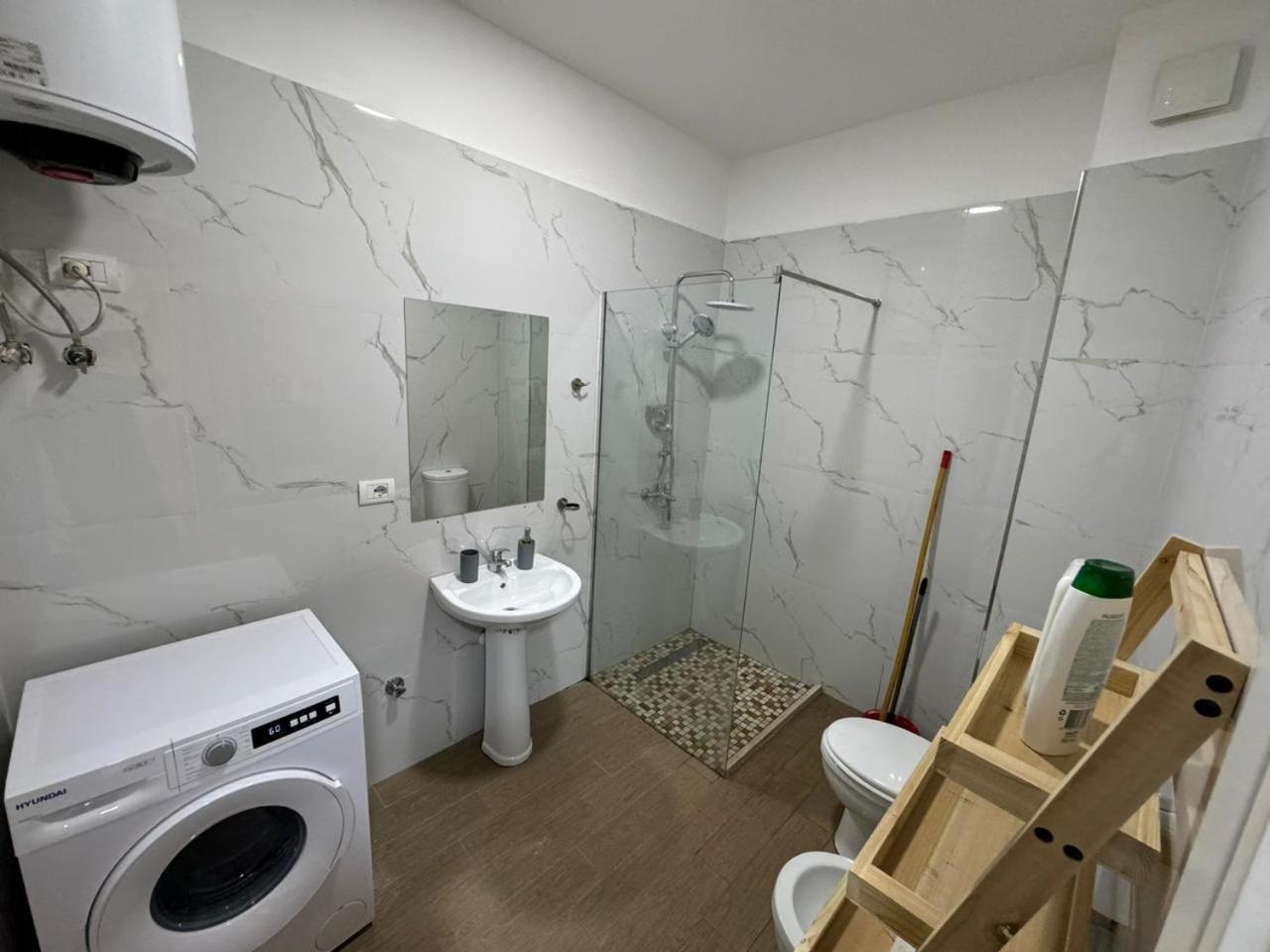 Apartamente Tiranë Eksteriør bilde